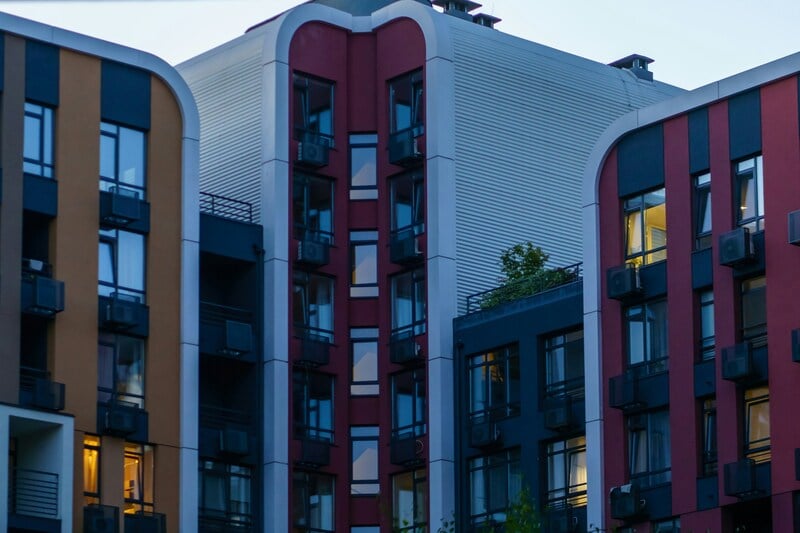 Mariana High Apartments